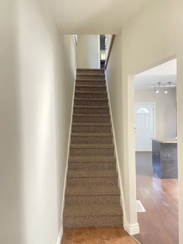 60 Arthur AVE N, Hamilton, ON L8L 6C5