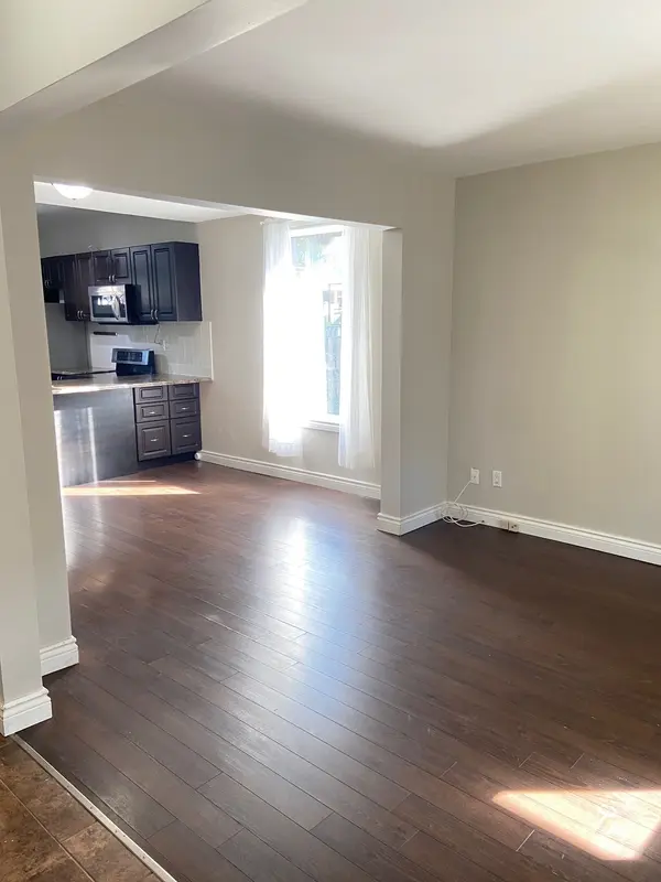 60 Arthur AVE N, Hamilton, ON L8L 6C5