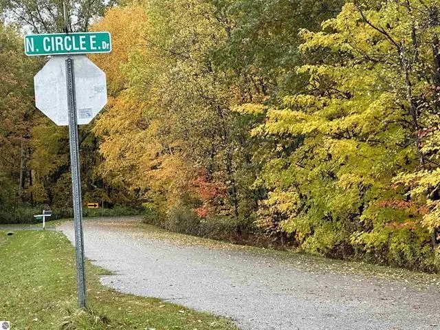 Lot #6 N Circle E, Surrey Twp, MI 48622