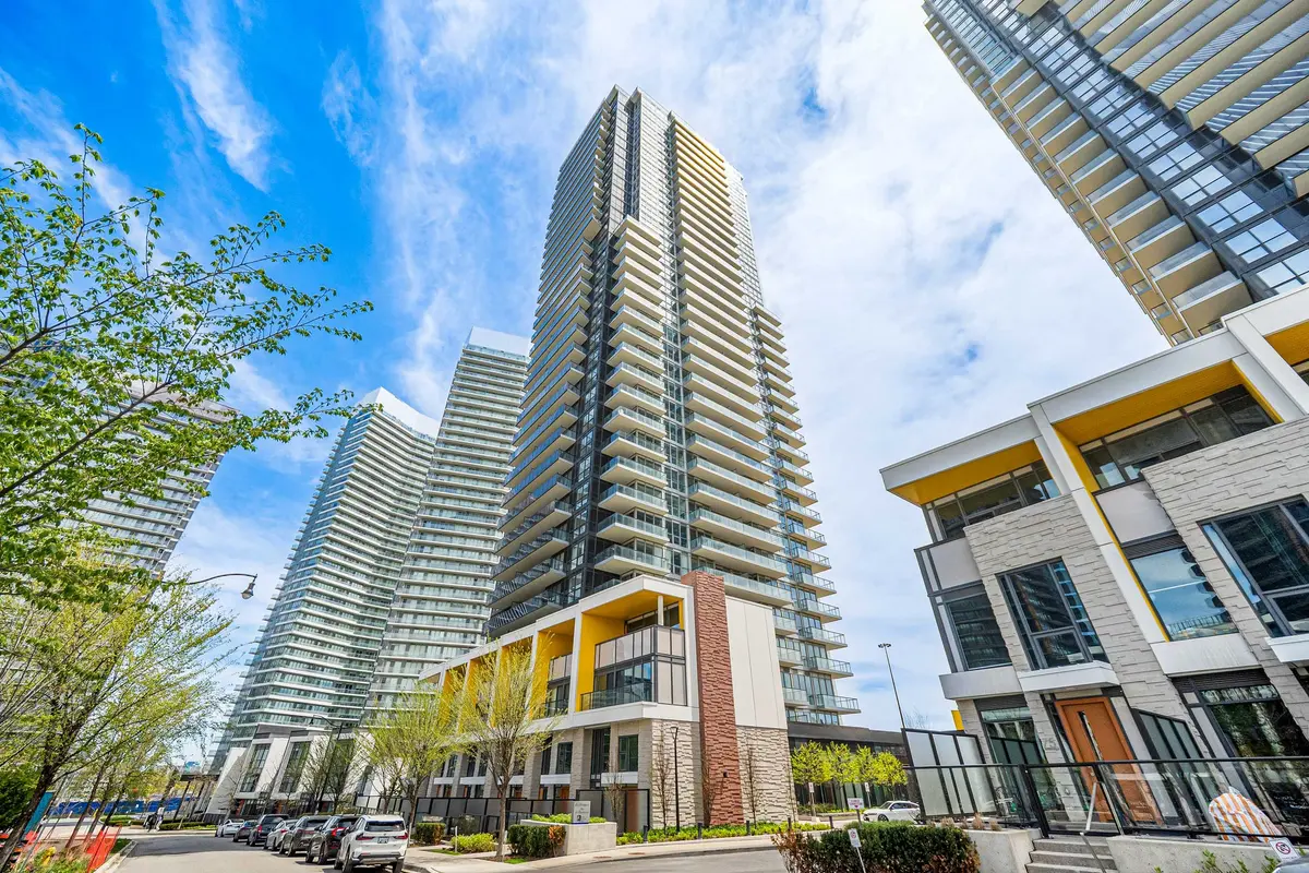 95 Mcmahon DR #703, Toronto C15, ON M2K 0H1