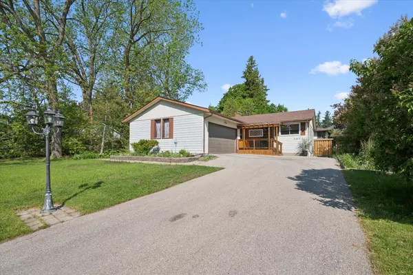 289 Garafraxa ST E, Centre Wellington, ON N1M 1E2
