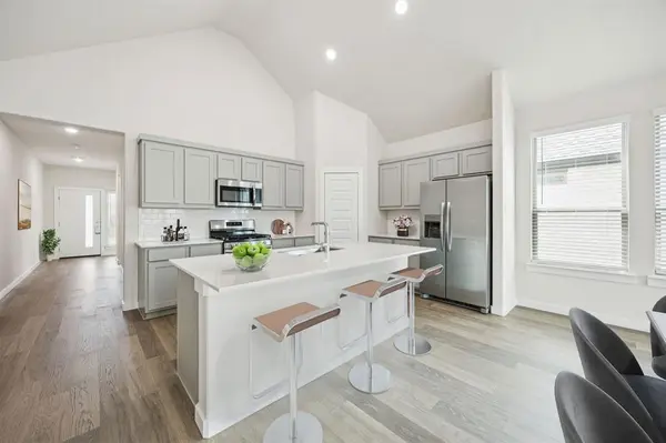 749 Lyft Lane, Aledo, TX 76008
