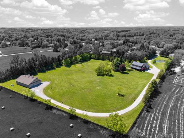 2264 Britannia RD, Burlington, ON L7P 0G2