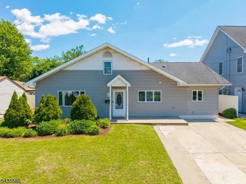 24 Winthrop Rd, Edison Twp., NJ 08817