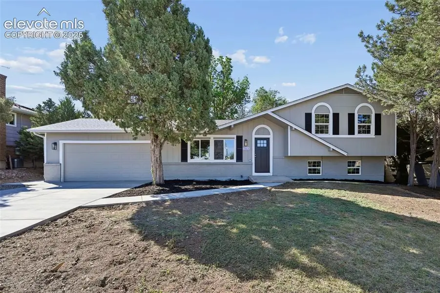 7313 Colonial DR, Fountain, CO 80817