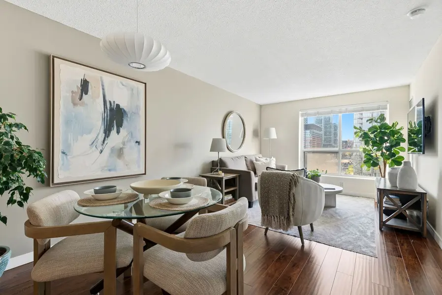 410 Queens Quay W #1105, Toronto C01, ON M5V 3T1