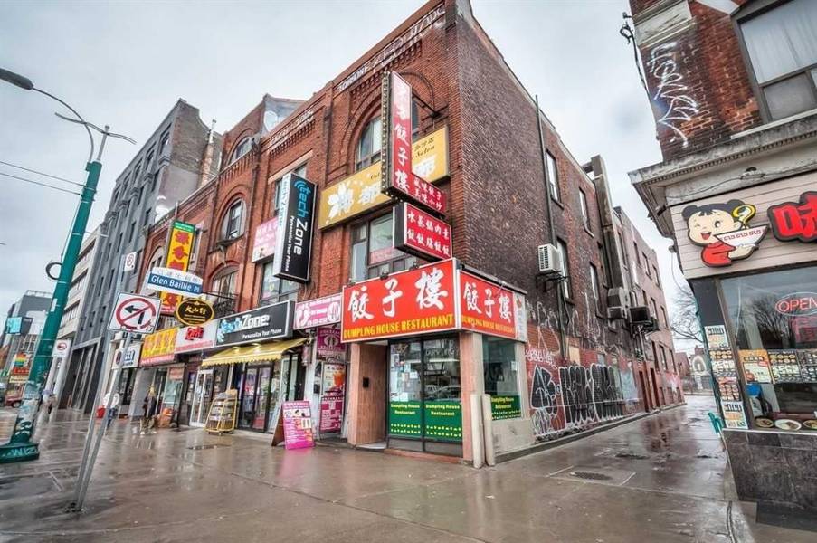 324 Spadina AVE ##B, Toronto C01, ON M5T 2E7