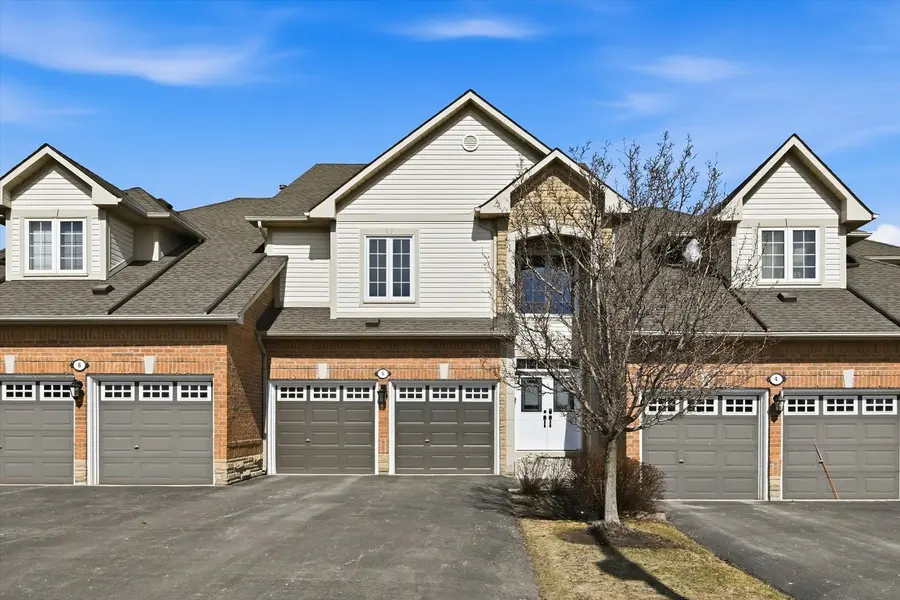 4360 Millcroft Park DR #5, Burlington, ON L7M 4T7