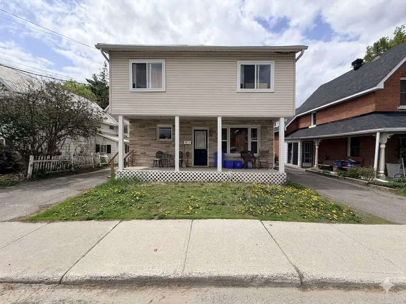 198 Harriet ST, Arnprior, ON K7S 2T1