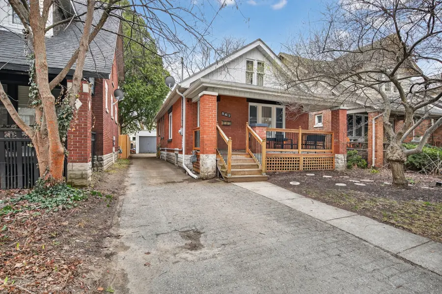567 Rosedale ST, London East, ON N6B 2C7