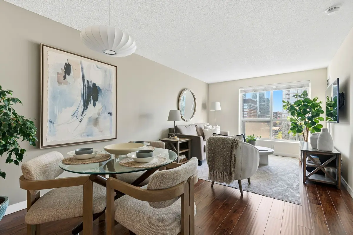 410 Queens Quay W #1105, Toronto C01, ON M5V 3T1