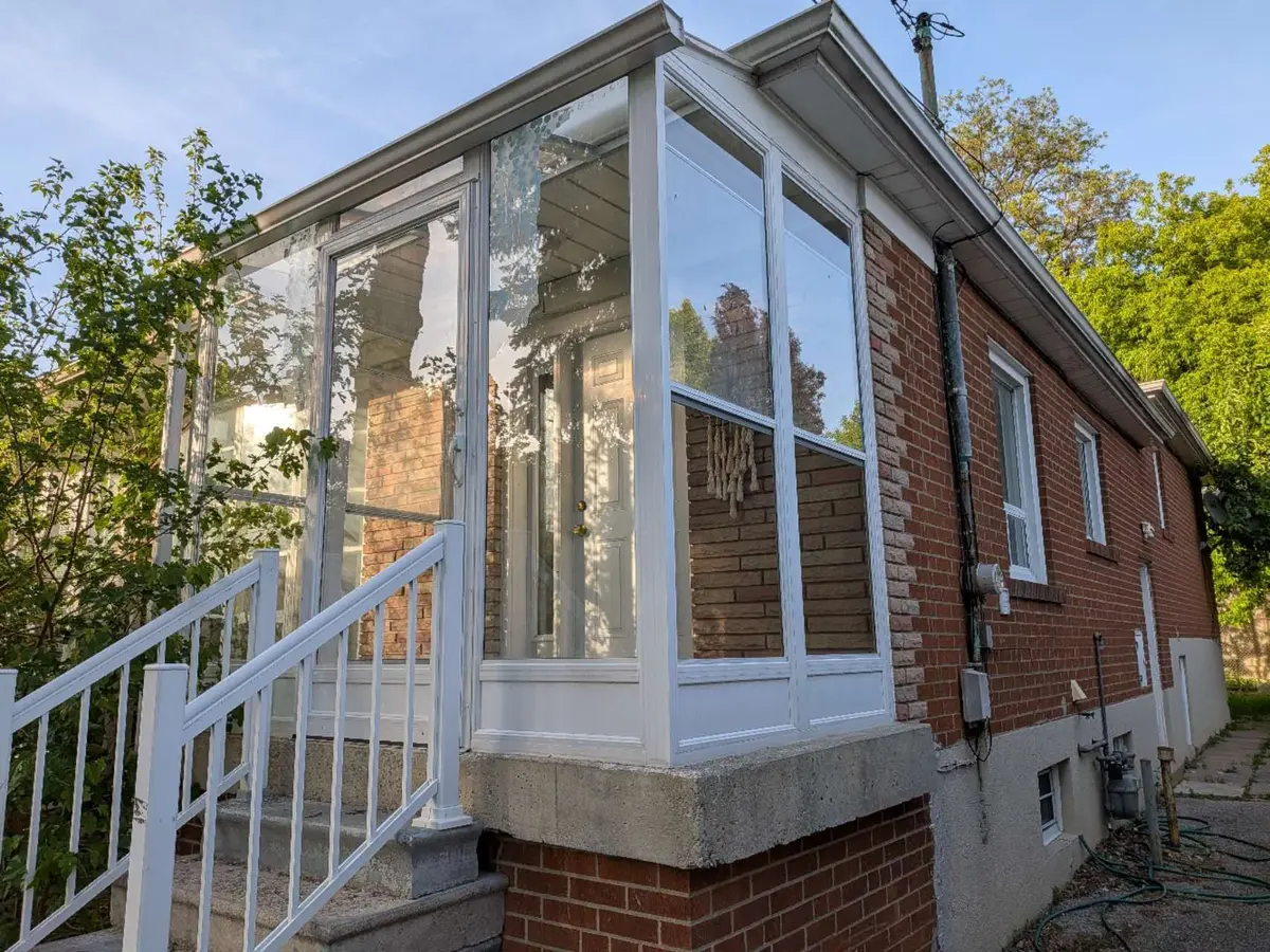 25 Linelle ST #Upstairs, Toronto C07, ON M2N 2J4