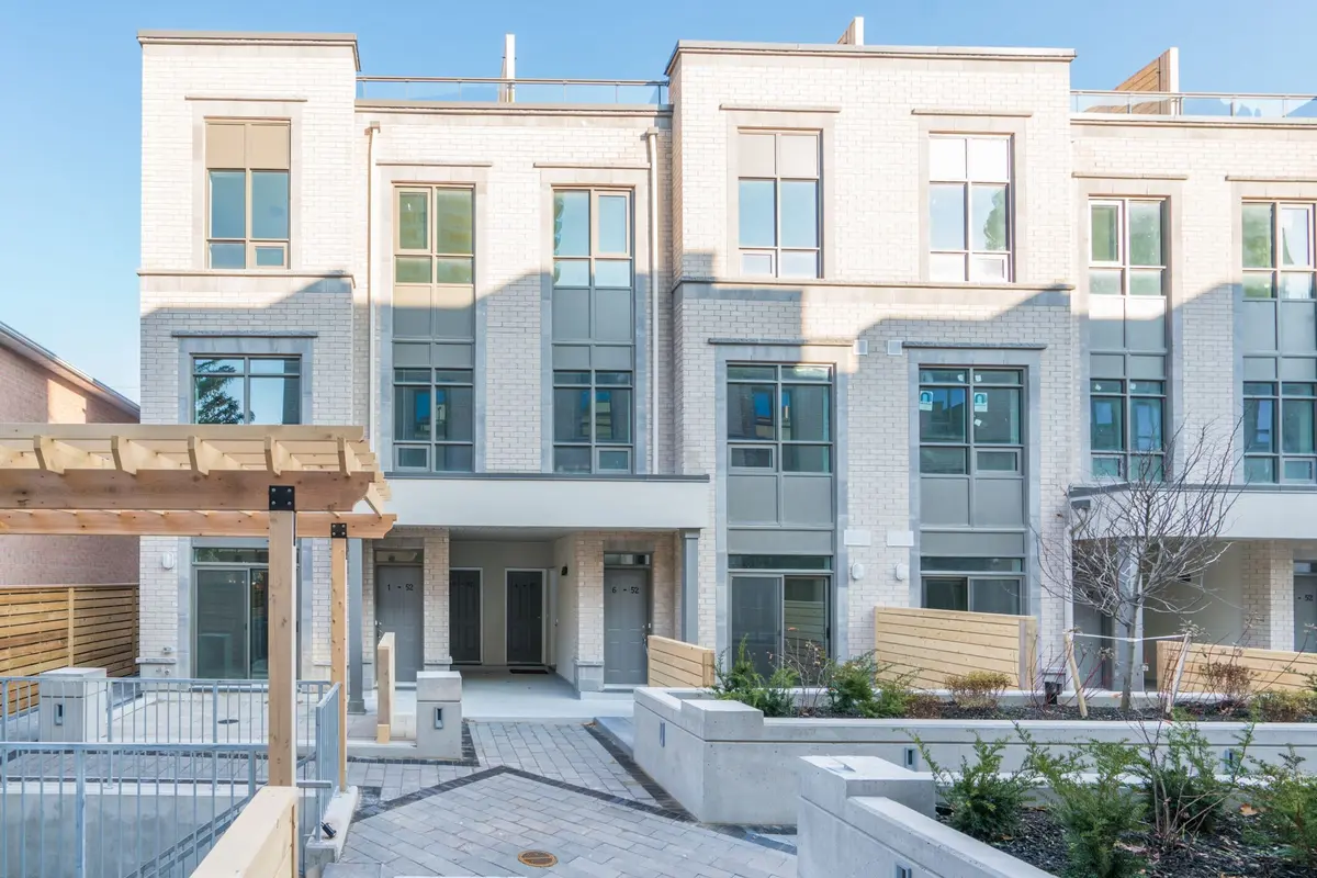 52 Holmes AVE W #5, Toronto C14, ON M2N 0J9
