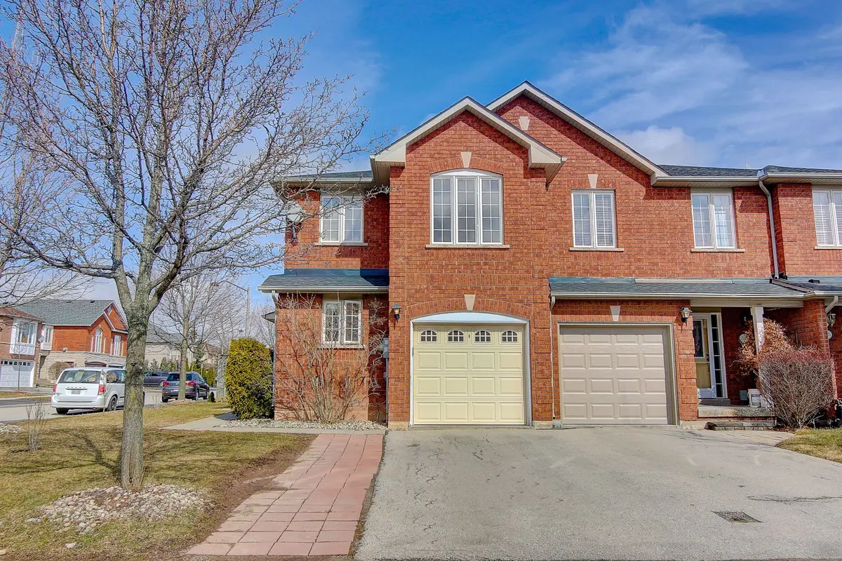 1498 Pinecliff RD, Oakville, ON L6M 4A8