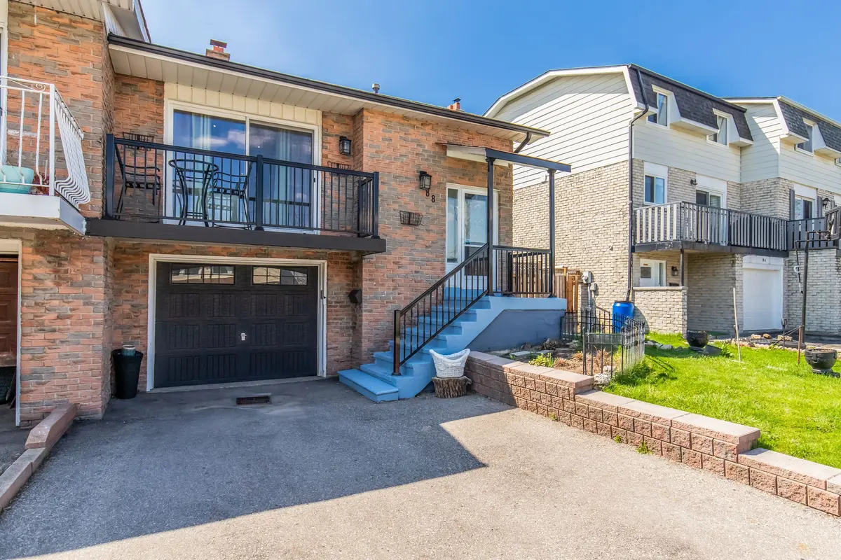 88 English ST, Brampton, ON L6X 2P6