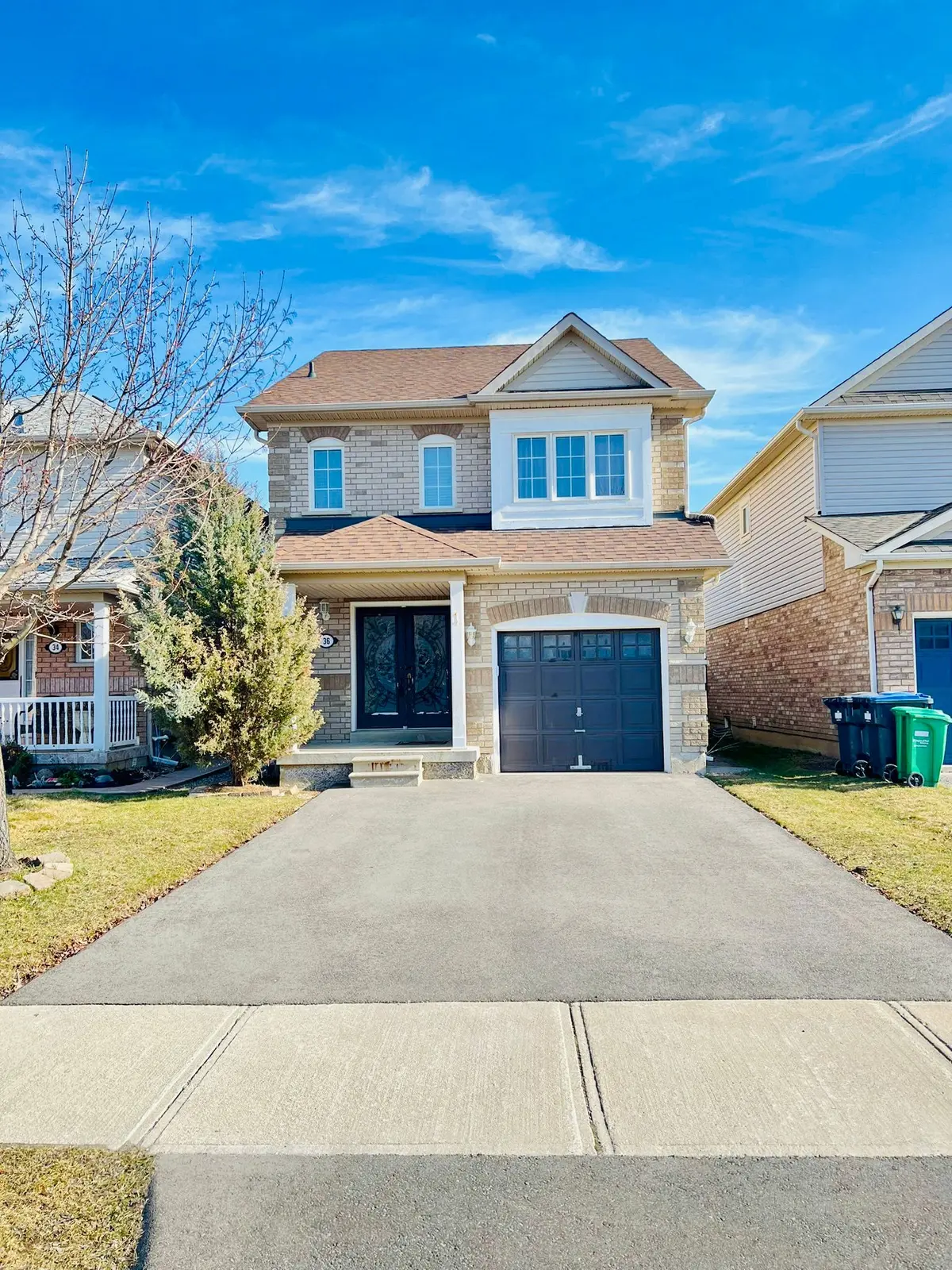36 Earl Grey CRES, Brampton, ON L7A 2L1