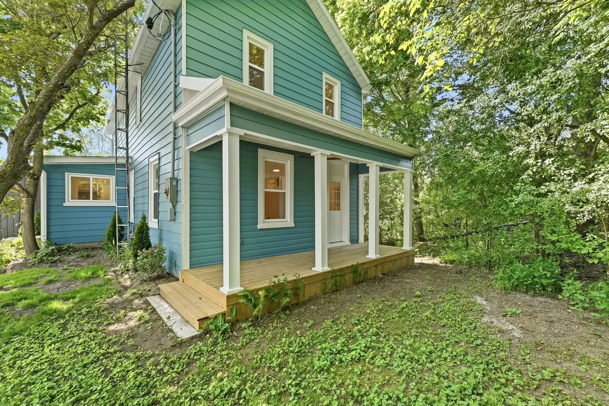 3 Gore ST, Kawartha Lakes, ON L0A 1A0
