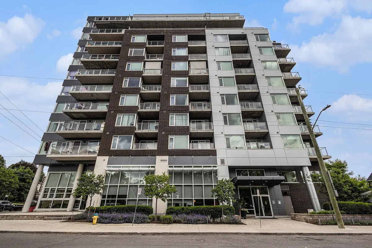 7 Marquette AVE #318, Vanier And Kingsview Park, ON K1L 8A7