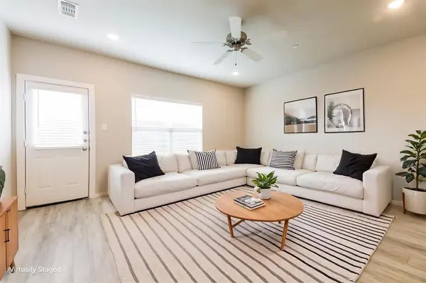 328 Niki Drive, Lewisville, TX 75057
