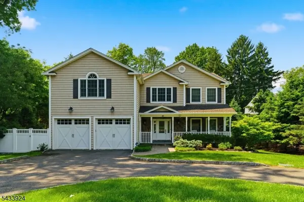 42 Spring Valley Rd, Montvale Boro, NJ 07645