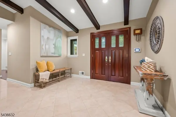 15 Heritage Ln, Scotch Plains Twp., NJ 07076
