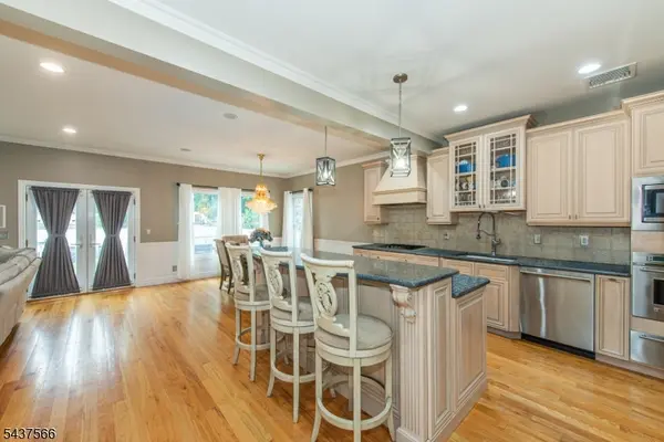 95 Highwood Ave, Englewood City, NJ 07631