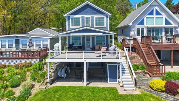 66937 Lakeshore DR,  Keeler Twp,  MI 49047