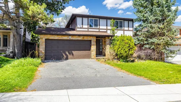 91 Whitehorn CRES, Toronto C15, ON M2J 3B1