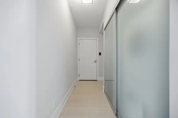 120 Harrison Garden BLVD #1427, Toronto C14, ON M2N 0C2