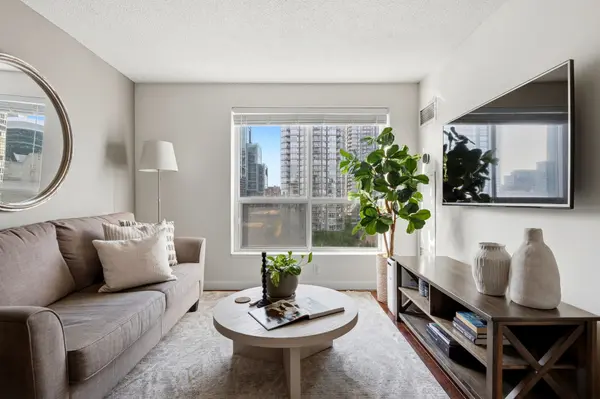410 Queens Quay W #1105, Toronto C01, ON M5V 3T1