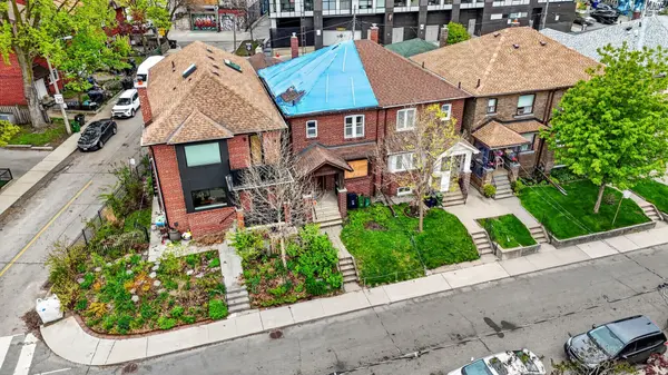 23 Fisher ST, Toronto C01, ON M6K 1V7