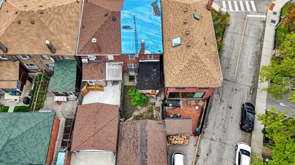 23 Fisher ST, Toronto C01, ON M6K 1V7