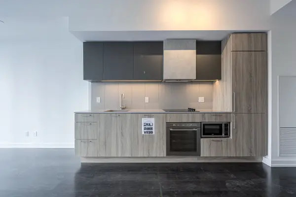 19 Western Battery RD #710, Toronto C01, ON M6K 3S4