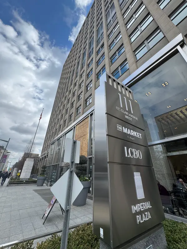 111 St.Clair AVE N #602, Toronto C02, ON M4V 1N5