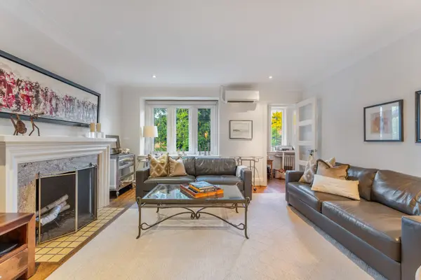 1208 Avenue RD, Toronto C04, ON M5N 2G4