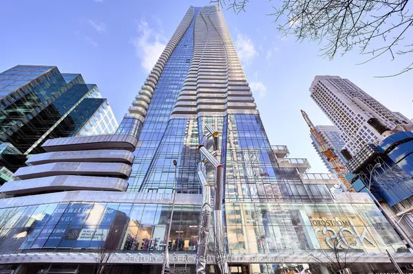 1 Bloor ST E ##313, Toronto C08, ON M4W 0A8