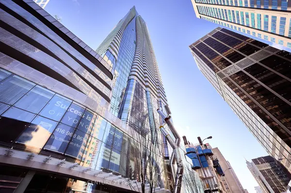 1 Bloor ST E ##313, Toronto C08, ON M4W 0A8