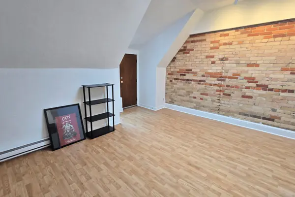 118 Pembroke ST #3, Toronto C08, ON M5A 2E5