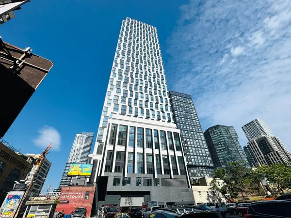 252 Church ST #5106, Toronto C08, ON M5B 0E6