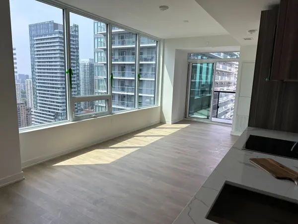 117 Broadway AVE #3202, Toronto C10, ON M4P 1V3