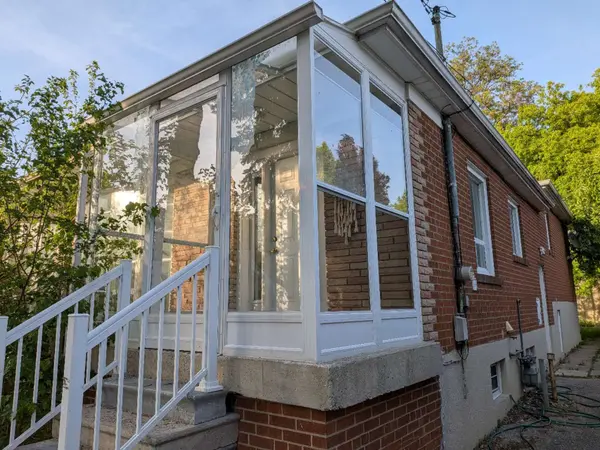 25 Linelle ST #Upstairs, Toronto C07, ON M2N 2J4