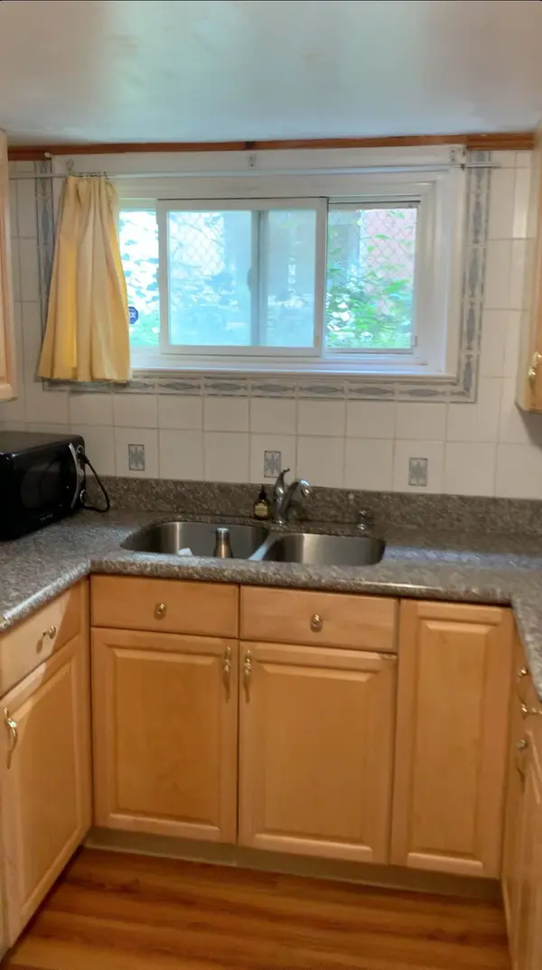 62 Lombardy CRES #Bsmt, Toronto E04, ON M1K 4N9