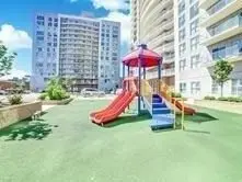2150 Lawrence AVE E #702, Toronto E04, ON M1R 3A7