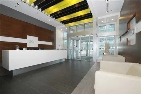 70 town centre CT #2505, Toronto E09, ON M1P 0B2