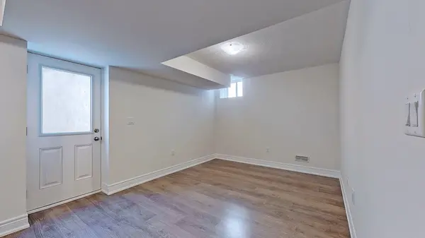 1028 Pelican TRL #Lower, Pickering, ON L1X 0G7