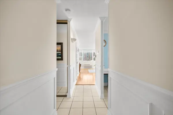 121 Ling RD #1504, Toronto E10, ON M1E 4Y2