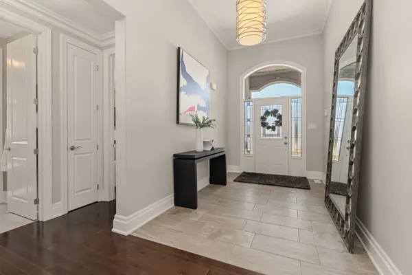327 Sunnybrae AVE, Innisfil, ON L9S 0K9