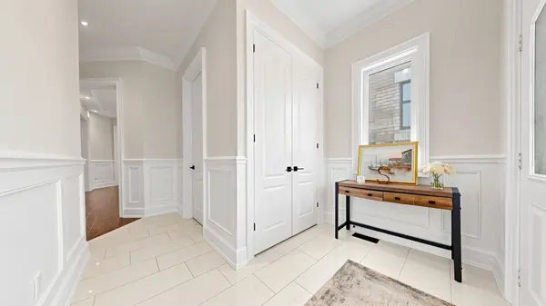 11 Peter Miller ST, Aurora, ON L4G 0W4