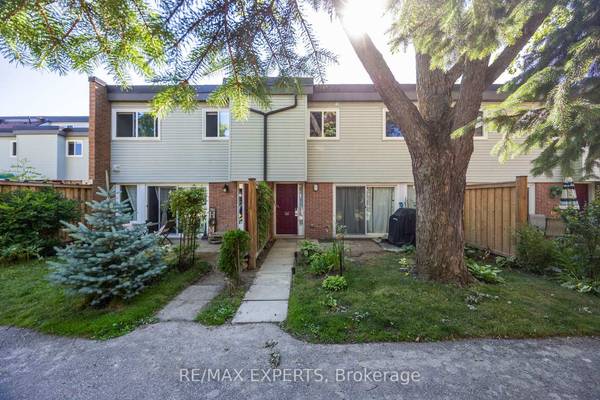 242 Milestone CRES, Aurora, ON L4G 3M2