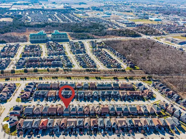 66 James Mccullough RD, Whitchurch-stouffville, ON L4A 0Z3